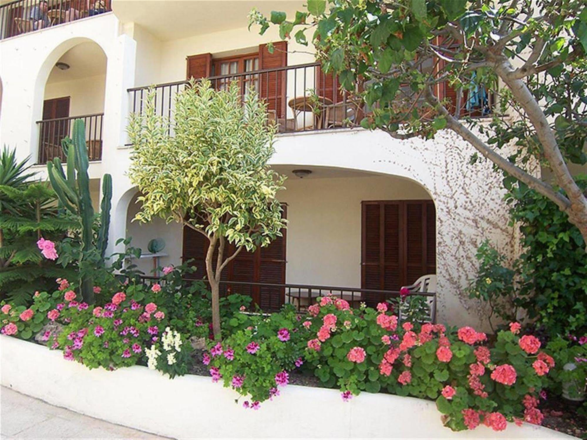 Apartamentos Casa Vida Santa Ponsa Luaran gambar